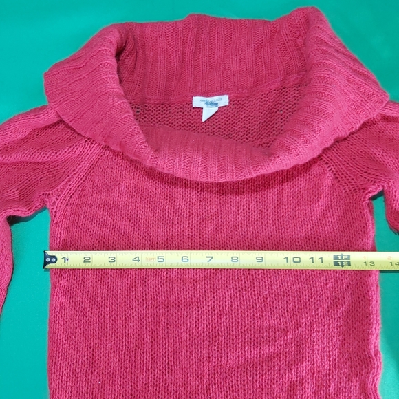 AE Red nitted sweater - Picture 6 of 10